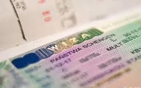Официально по 35 €: с 1 июля для граждан РБ дешевеет «Шенген»